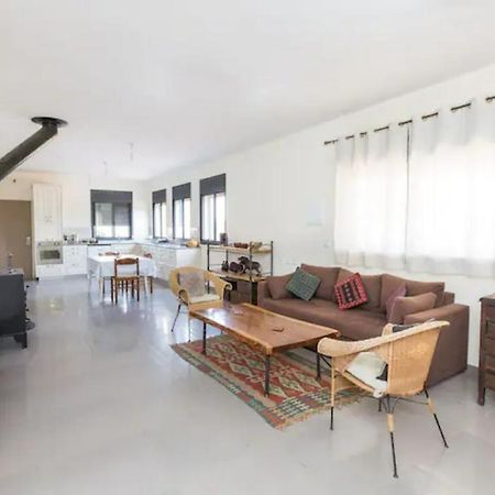 Vila המקום של גיא Sede Eli'ezer Exteriér fotografie